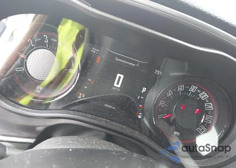 2018 Dodge Challenger Sxt z USA, uszkodzony, nr VIN 2C3CDZAGXJH183975